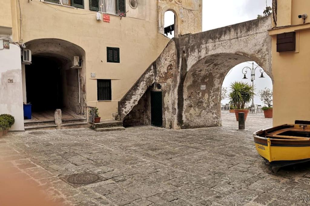 Casa Del Pozzo Sulla Spiaggia Cetara Exterior photo